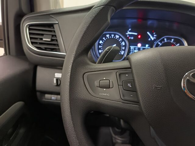 Toyota Proace Verso 2024 Active Edition L2 2,0 D 180 Aut. **1. OM, ALVILLINEN BUSSI**
