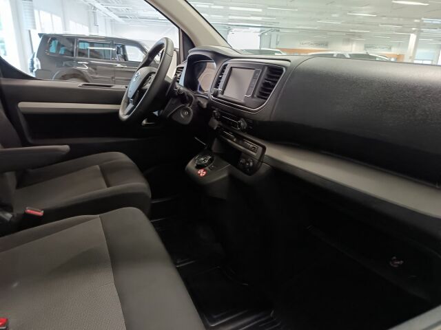 Toyota Proace Verso 2024 Active Edition L2 2,0 D 180 Aut. **1. OM, ALVILLINEN BUSSI**