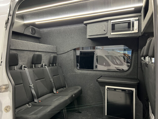 MERCEDES-BENZ Sprinter 2019 316CDI 7G-TRONIC XXL 3+3 M-A SIS ALV! *TILAVA JATKO-OHJAAMO* 20 ALUT *ILMASTOINTI*