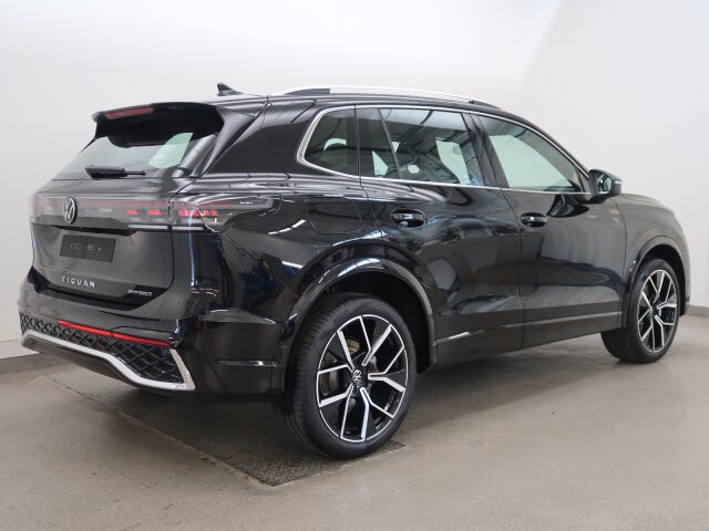 Volkswagen Tiguan 2025 R-Line Business Limited 1,5 TSI 110 kW DSG-automaatti