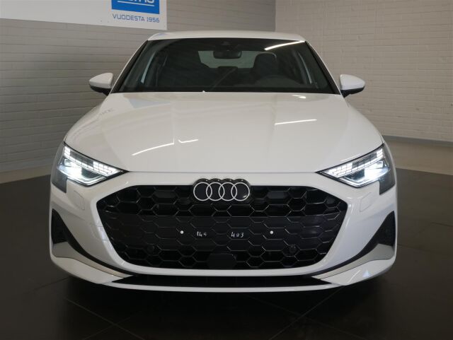 Audi A3 2025 Sedan TFSI quattro 150 kW Plus ***Tähän autoon 3 vuoden / 150tkm jatkoturva veloituksetta!***