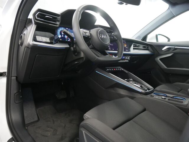 Audi A3 2025 Sedan TFSI quattro 150 kW Plus ***Tähän autoon 3 vuoden / 150tkm jatkoturva veloituksetta!***