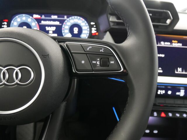 Audi A3 2025 Sedan TFSI quattro 150 kW Plus ***Tähän autoon 3 vuoden / 150tkm jatkoturva veloituksetta!***
