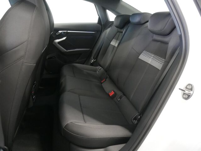 Audi A3 2025 Sedan TFSI quattro 150 kW Plus ***Tähän autoon 3 vuoden / 150tkm jatkoturva veloituksetta!***