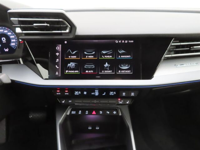 Audi A3 2025 Sedan TFSI quattro 204hv Plus