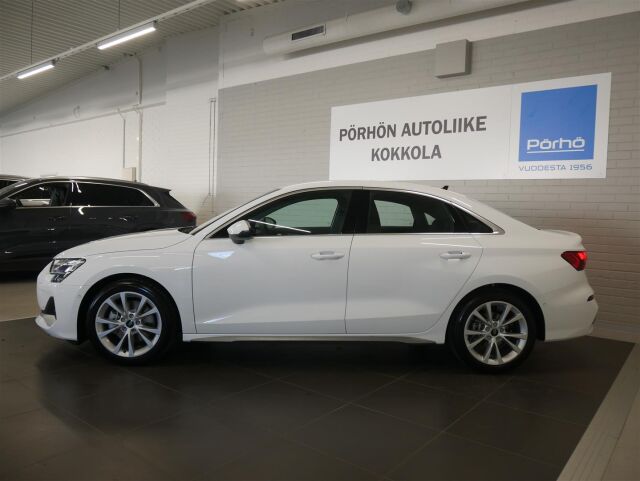 Audi A3 2025 Sedan TFSI quattro 150 kW Plus ***Tähän autoon 3 vuoden / 150tkm jatkoturva veloituksetta!***