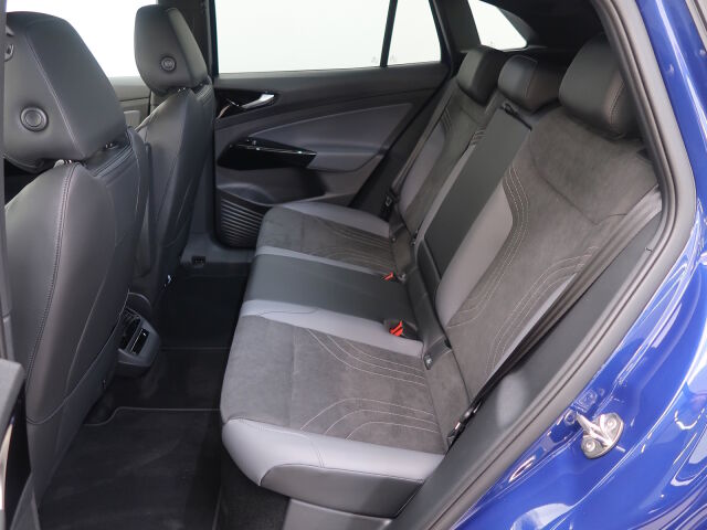 Volkswagen ID.4 2025 Pro 4MOTION Elegance 75-v Juhlamalli 210 kW, akku 77 kWh