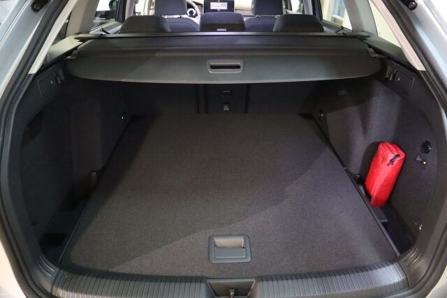 Volkswagen Golf 2026 Variant Comfort Edition 1,5 eTSI 85 kW (MHEV) DSG-automaatti