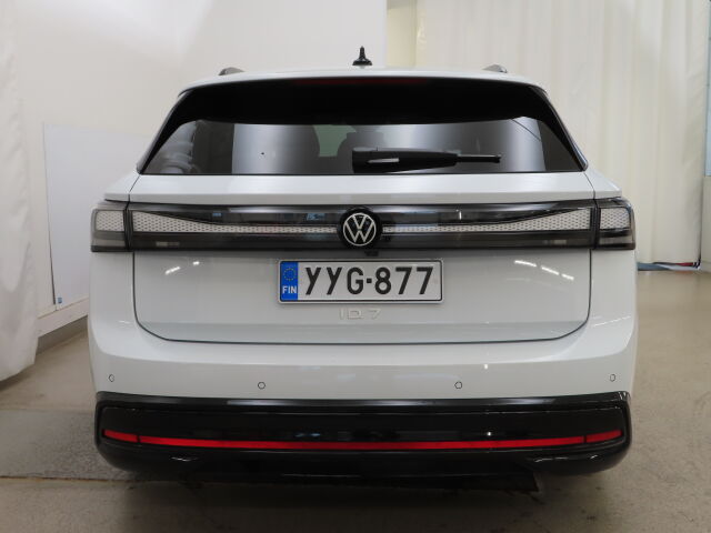 Volkswagen ID.7 2025 Tourer Pro Elegance 75-v Juhlamalli 210 kW, akku 77 kWh