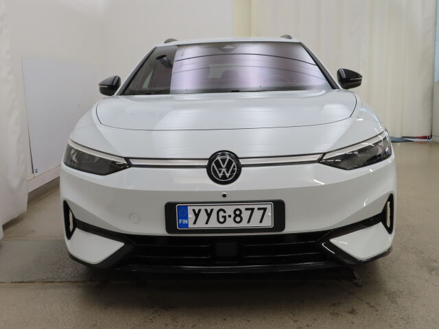 Volkswagen ID.7 2025 Tourer Pro Elegance 75-v Juhlamalli 210 kW, akku 77 kWh