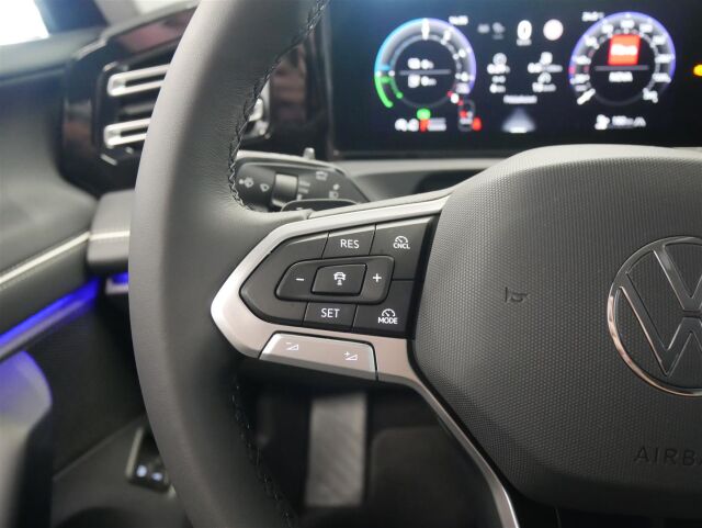Volkswagen Tiguan 2025 Elegance 75-v Juhlamalli eHybrid 150 kW DSG-automaatti*Heti toimitukseen!*