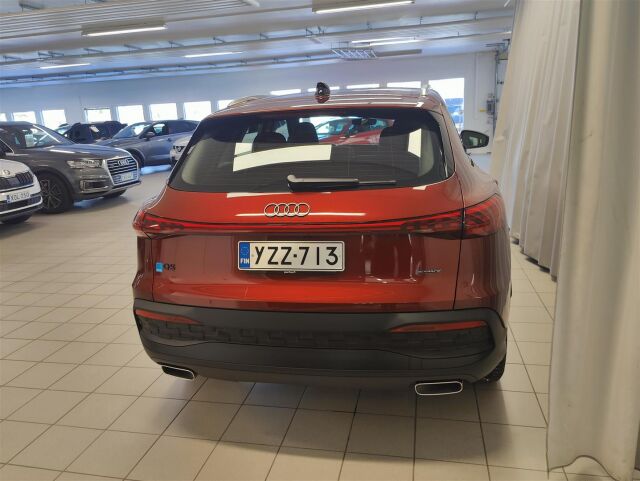 Audi Q5 2026 e-hybrid quattro 220 kW | Tehdastakuu 5v / 100tkm |