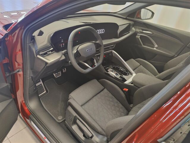 Audi Q5 2026 e-hybrid quattro 220 kW | Tehdastakuu 5v / 100tkm |