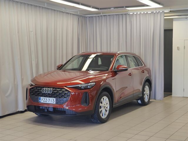 Audi Q5 2026 e-hybrid quattro 220 kW | Tehdastakuu 5v / 100tkm |