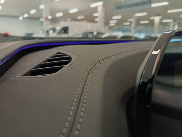 Audi Q5 2026 e-hybrid quattro 220 kW. Nyt Jatkoturva 3 vuotta, kokonaiskilometrimäärä maks. 150 000 km