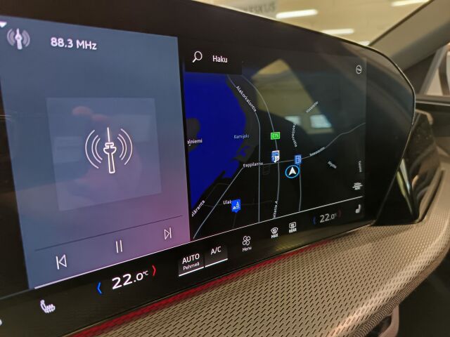 Audi Q5 2026 e-hybrid quattro 220 kW. Nyt Jatkoturva 3 vuotta, kokonaiskilometrimäärä maks. 150 000 km