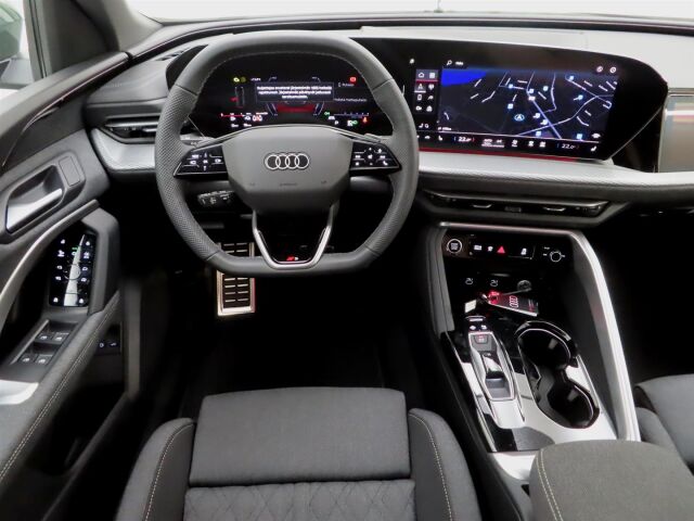 Audi Q5 2026 e-hybrid quattro 220 kW: Viiden vuoden / 100 000km tehdastakuu