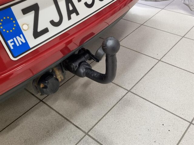 VOLKSWAGEN Golf 2010 Comfortline 1,4 TSI 90 kW 4-ovinen / Vakionopeudensäädin / Koukku  / M-Lämmitin