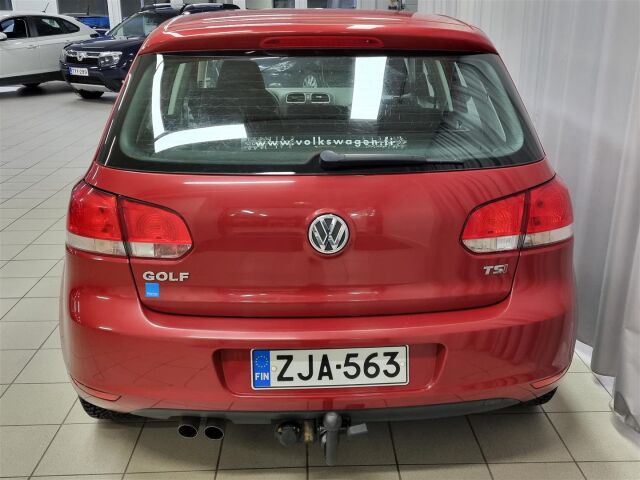 VOLKSWAGEN Golf 2010 Comfortline 1,4 TSI 90 kW 4-ovinen / Vakionopeudensäädin / Koukku  / M-Lämmitin