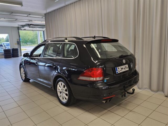 VOLKSWAGEN Golf 2012 Variant Comfortline 1,4 TSI 90 kW (122 hv)  * Vetokoukku *