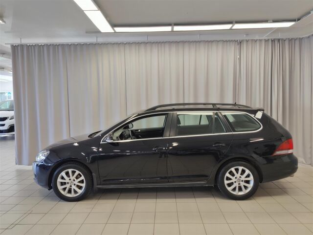 VOLKSWAGEN Golf 2012 Variant Comfortline 1,4 TSI 90 kW (122 hv)  * Vetokoukku *
