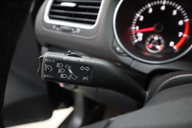 VOLKSWAGEN Golf 2013 Comfort Plus 1,2 TSI 63 kW (85 hv) 4-ovinen