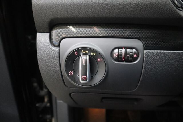 VOLKSWAGEN Golf 2013 Comfort Plus 1,2 TSI 63 kW (85 hv) 4-ovinen