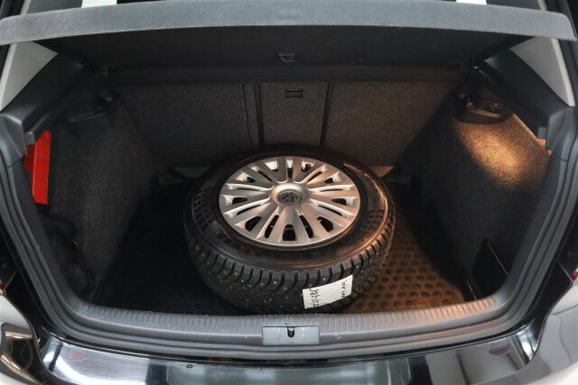 VOLKSWAGEN Golf 2013 Comfort Plus 1,2 TSI 63 kW (85 hv) 4-ovinen