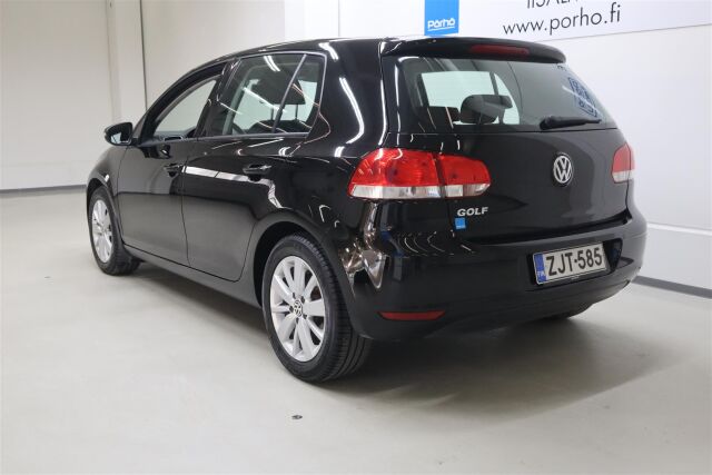 VOLKSWAGEN Golf 2013 Comfort Plus 1,2 TSI 63 kW (85 hv) 4-ovinen