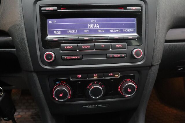 VOLKSWAGEN Golf 2013 Comfort Plus 1,2 TSI 63 kW (85 hv) 4-ovinen