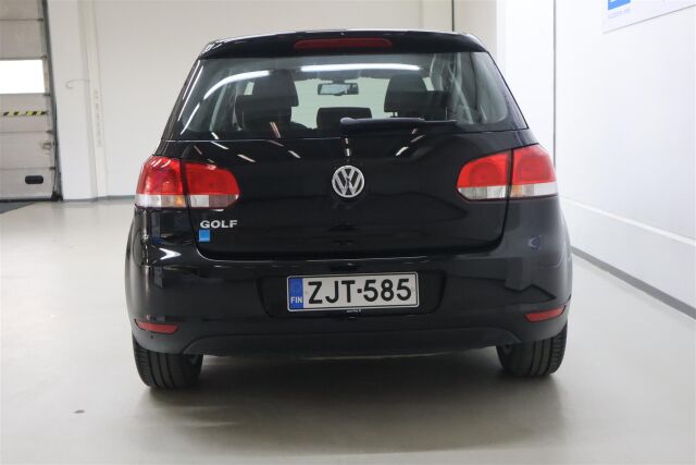 VOLKSWAGEN Golf 2013 Comfort Plus 1,2 TSI 63 kW (85 hv) 4-ovinen