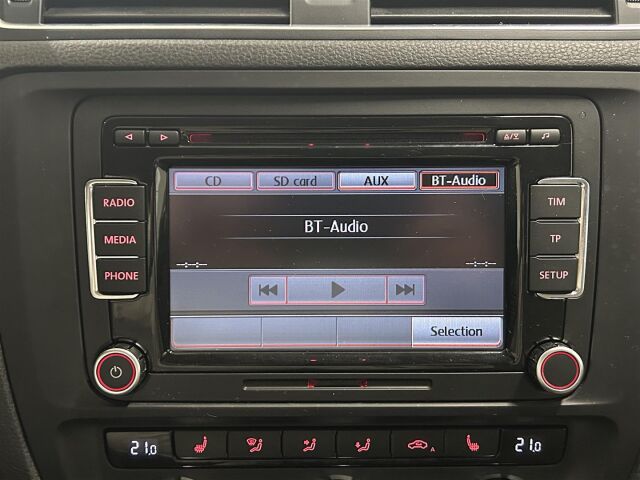 VOLKSWAGEN Jetta 2014 Comfortline 1,2 TSI 77 kW (105 hv) BlueMotion Technology