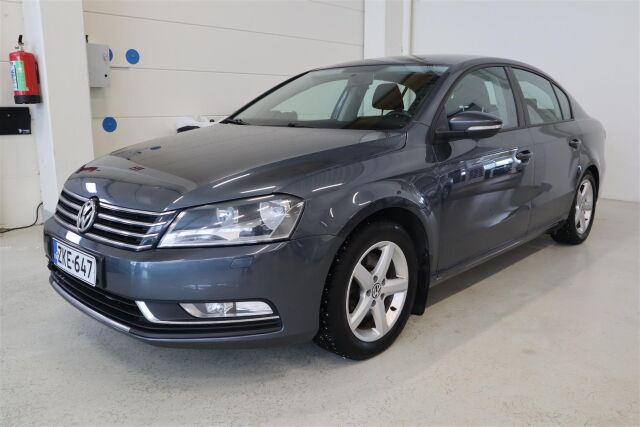 VOLKSWAGEN Passat 2014 Sedan Trendline 1,4 TSI 90 kW (122 hv) BlueMotion Technology