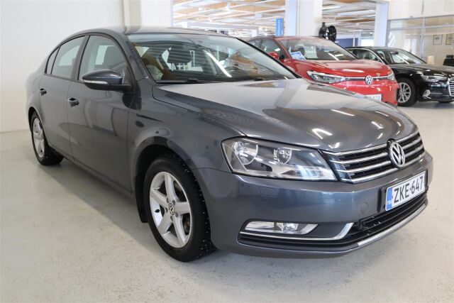 VOLKSWAGEN Passat 2014 Sedan Trendline 1,4 TSI 90 kW (122 hv) BlueMotion Technology