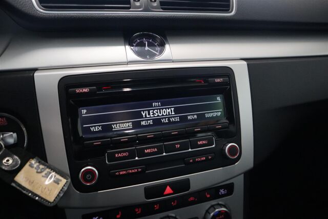 VOLKSWAGEN Passat 2014 Sedan Trendline 1,4 TSI 90 kW (122 hv) BlueMotion Technology