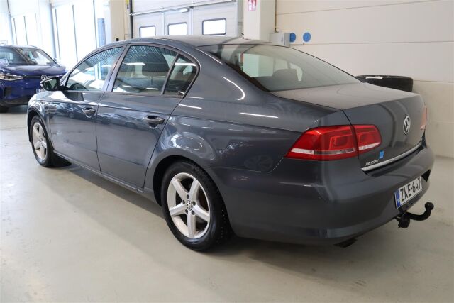 VOLKSWAGEN Passat 2014 Sedan Trendline 1,4 TSI 90 kW (122 hv) BlueMotion Technology