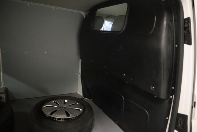 VOLKSWAGEN Transporter 2014 umpipakettiauto 2,0 TDI 62 kW BlueMotion   1 omistaja!  Ehjä paku!