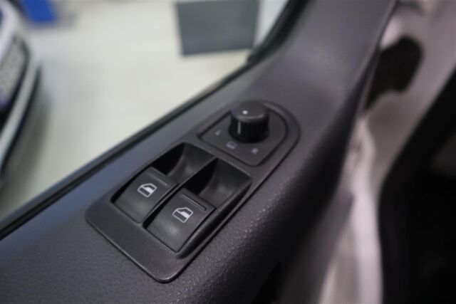 VOLKSWAGEN Transporter 2014 umpipakettiauto 2,0 TDI 62 kW BlueMotion   1 omistaja!  Ehjä paku!