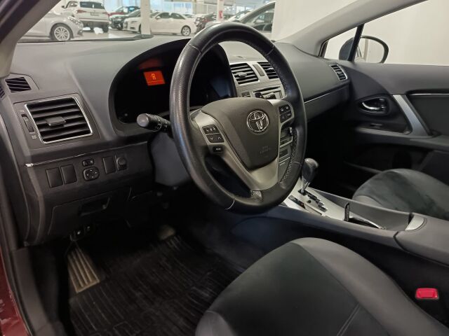 TOYOTA Avensis 2015 1,8 Valvematic Active Edition 4ov Multidrive S ** 1-om ikiliikkuja lapista**