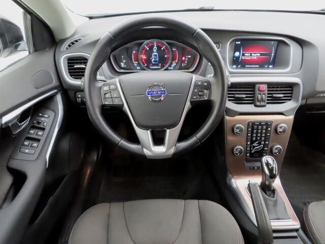 VOLVO V40 Cross Country 2016 D2 Business aut