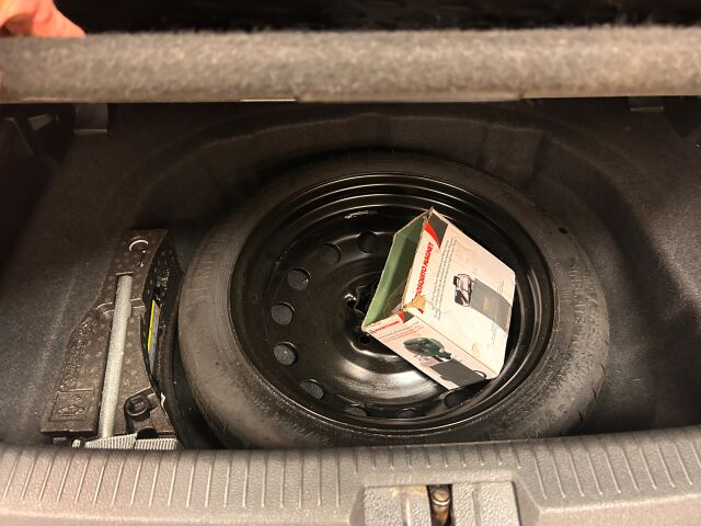 VOLKSWAGEN Golf 2016 Comfortline 1,2 TSI 81 kW (110 hv) DSG-automaatti.siisti Golf Sport istuimilla ja Webastolla