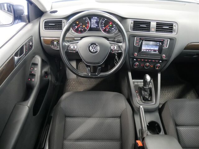 VOLKSWAGEN Jetta 2016 Comfort 1,4 TSI 92 kW (125 hv) DSG-automaatti
