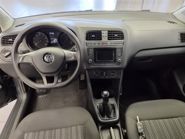 VOLKSWAGEN Polo 2016 Trendline 1,0 55 kW (75 hv)
