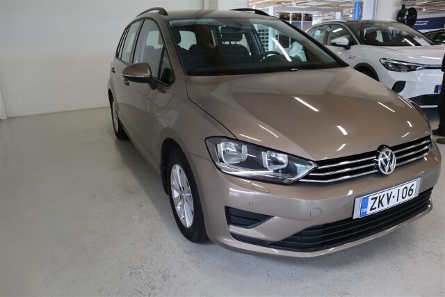 VOLKSWAGEN Golf Sportsvan 2016 Comfortline 1,2 TSI 81 kW (110 hv)