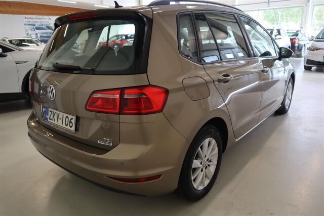 VOLKSWAGEN Golf Sportsvan 2016 Comfortline 1,2 TSI 81 kW (110 hv)