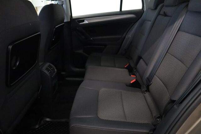 VOLKSWAGEN Golf Sportsvan 2016 Comfortline 1,2 TSI 81 kW (110 hv)