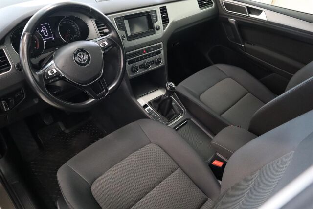VOLKSWAGEN Golf Sportsvan 2016 Comfortline 1,2 TSI 81 kW (110 hv)
