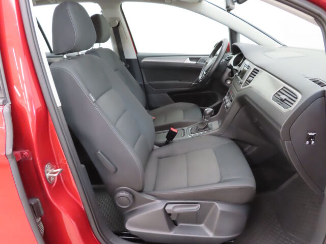 Volkswagen Golf Sportsvan 2016 Comfortline 1,2 TSI 81 kW (110 hv) DSG-automaatti