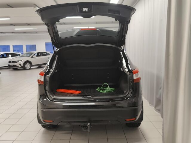 NISSAN Qashqai 2016 DIG-T 163 Acenta 2WD 6M/T E6 Safety Pack