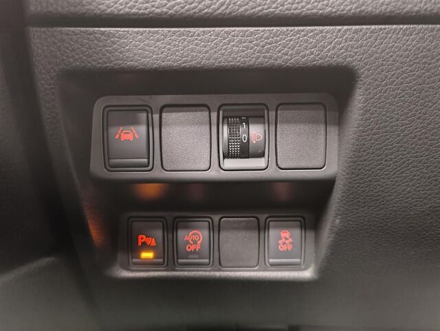 NISSAN Qashqai 2016 DIG-T 163 Acenta 2WD 6M/T E6 Safety Pack